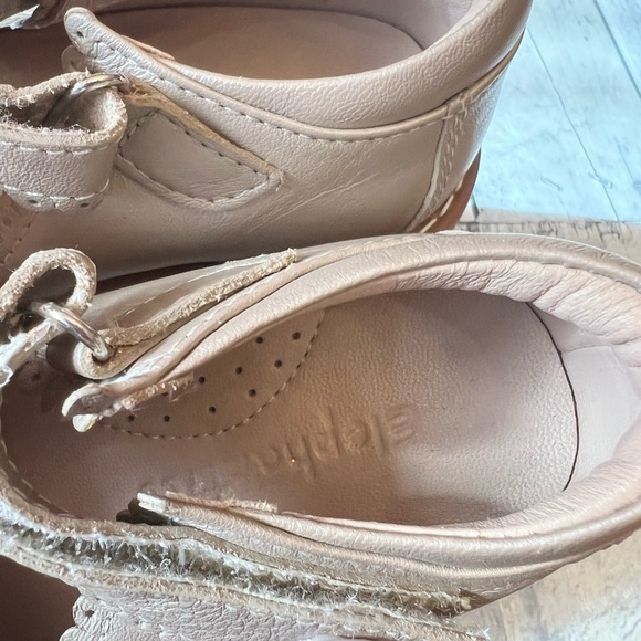 Elephantito Champagne Mary Janes Sz 5 - Picture 3 of 4